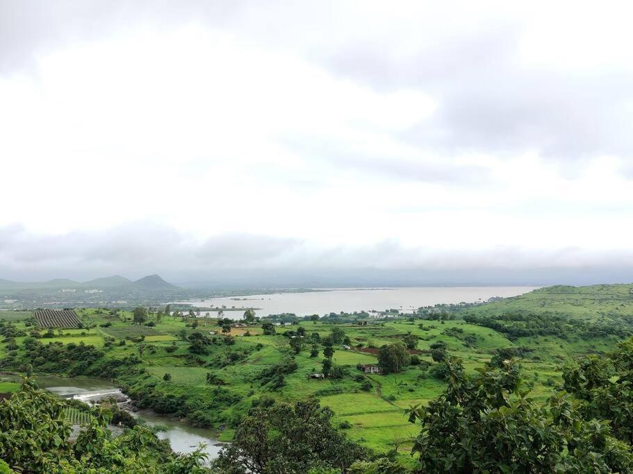 Eze Nof - A Hilltop Villa With 360º Water View Nashik Ngoại thất bức ảnh