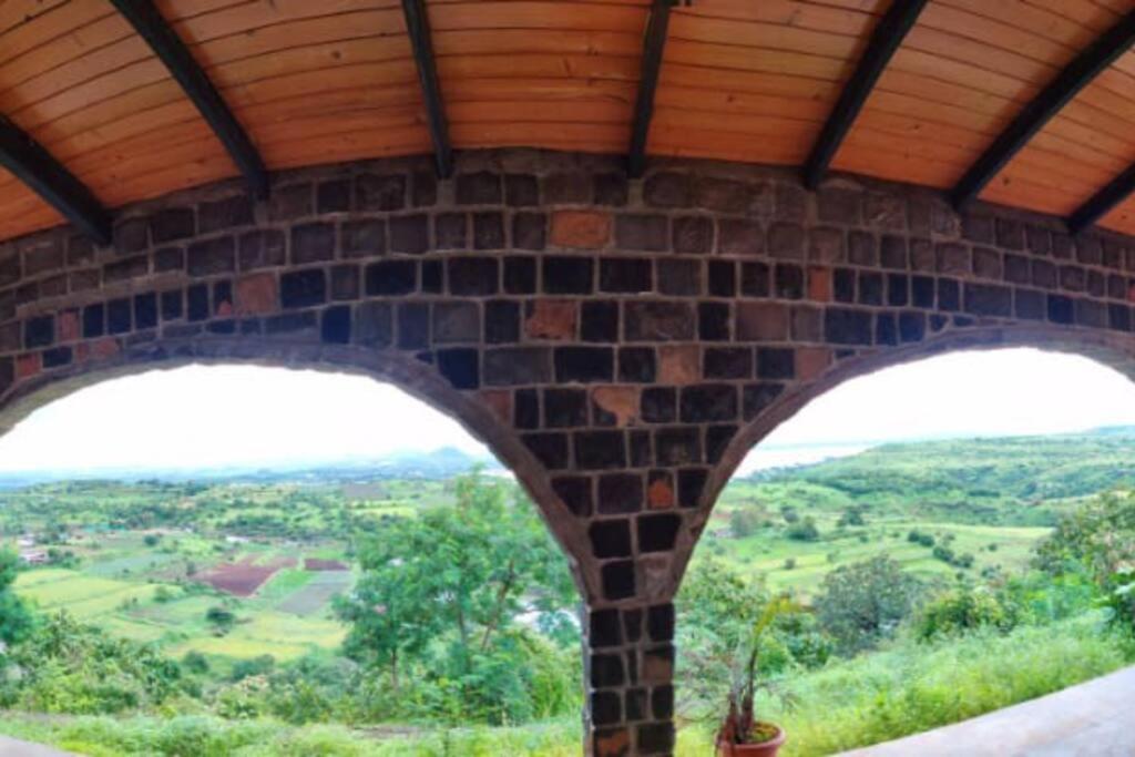 Eze Nof - A Hilltop Villa With 360º Water View Nashik Ngoại thất bức ảnh