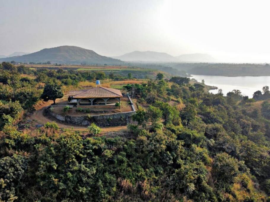 Eze Nof - A Hilltop Villa With 360º Water View Nashik Ngoại thất bức ảnh