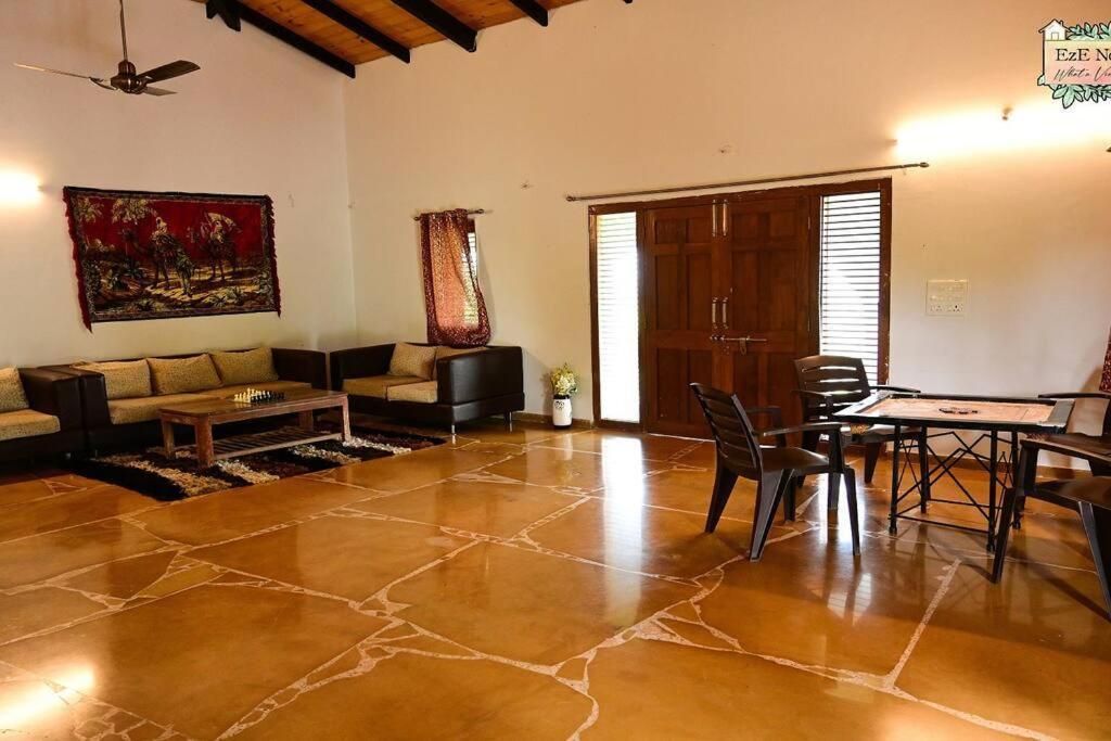 Eze Nof - A Hilltop Villa With 360º Water View Nashik Ngoại thất bức ảnh