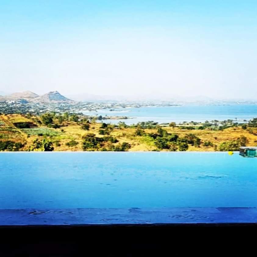 Eze Nof - A Hilltop Villa With 360º Water View Nashik Ngoại thất bức ảnh
